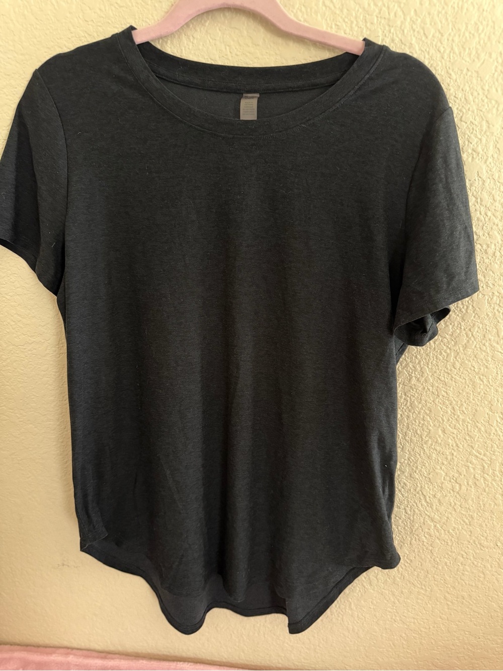 Beyond Yoga women Dark Charcoal Crew Tee
